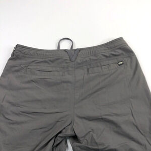 The North Face TNF 12 (Fit 35W 19.5L) Hiking Camp Trek Capri Nylon Pants Gray